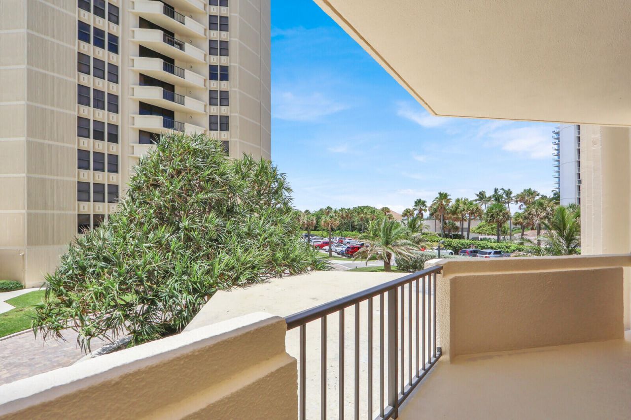2800 N Ocean Drive, Unit A-2b, Singer Island, FL 33404 Photo
