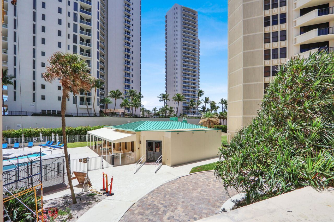 2800 N Ocean Drive, Unit A-2b, Singer Island, FL 33404 Photo