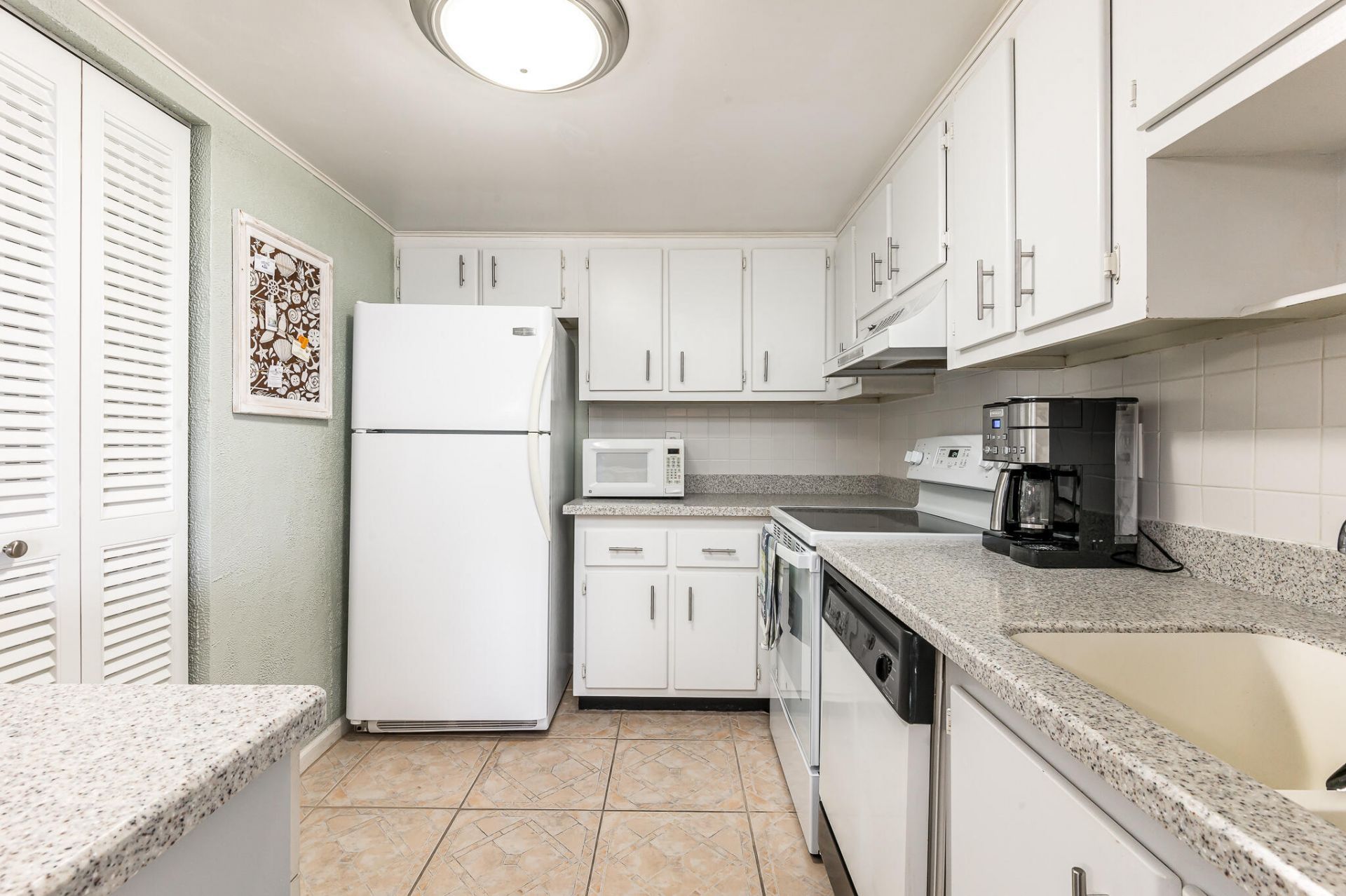 2800 N Ocean Drive, Unit A-2b, Singer Island, FL 33404 Photo
