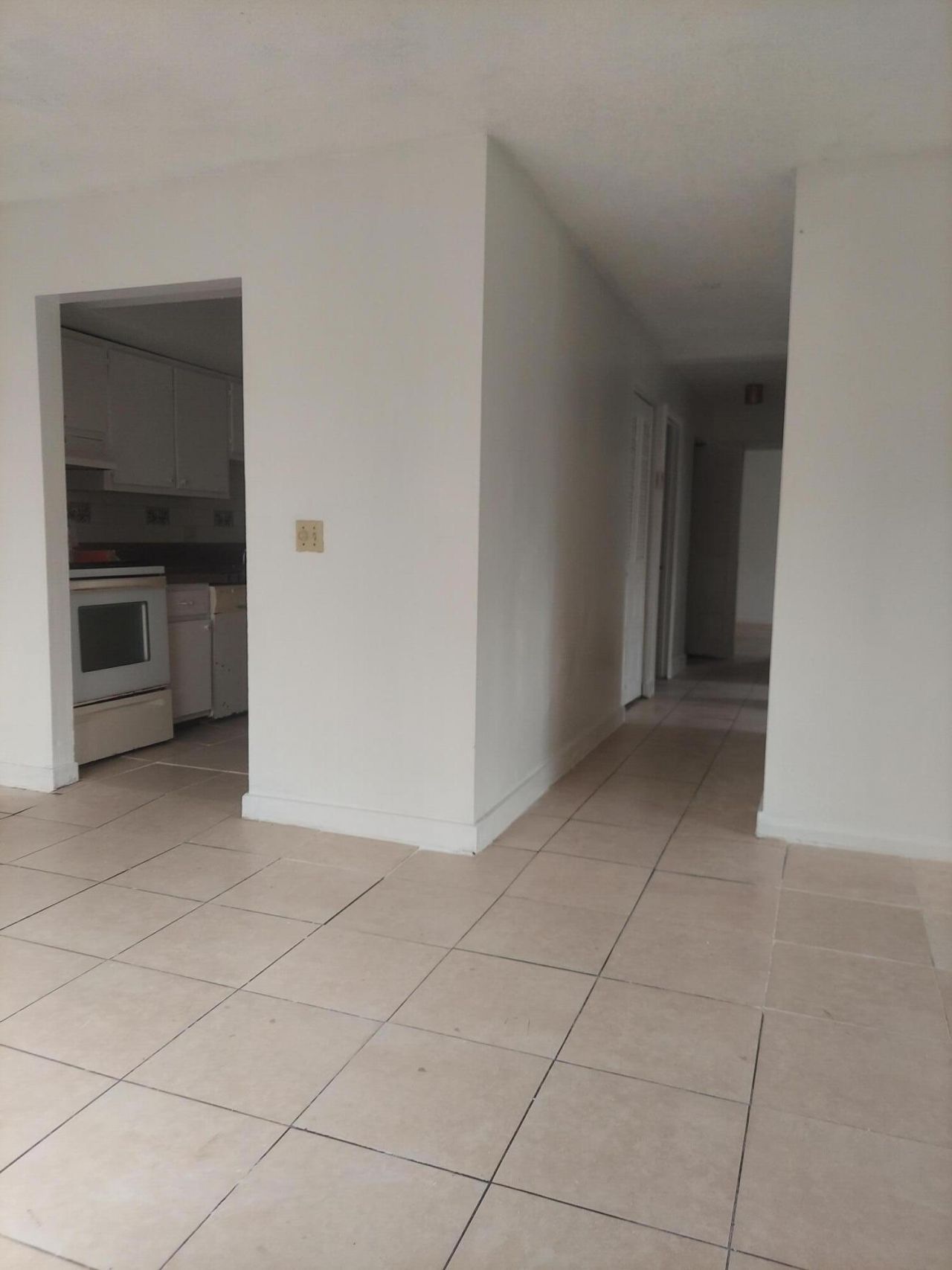 2215 NW 56th Avenue, Unit 3-e, Lauderhill, FL 33313 Photo