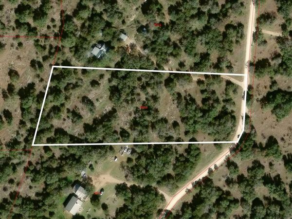 1365 Pedernales Hills RD, Johnson City, TX 78636