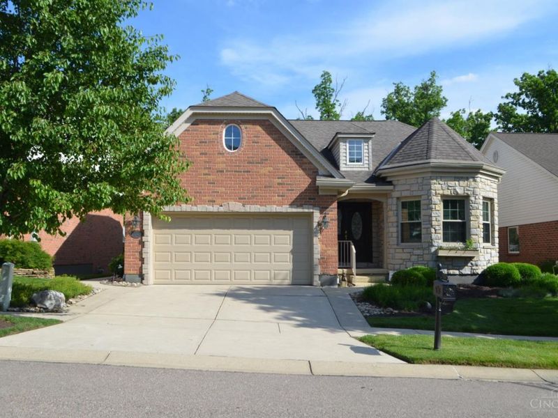 6048 Eden Place Drive, Cincinnati, OH 45247 Photo 1