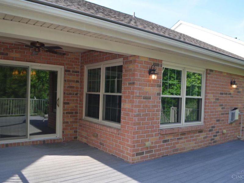 6048 Eden Place Drive, Cincinnati, OH 45247 Photo 26