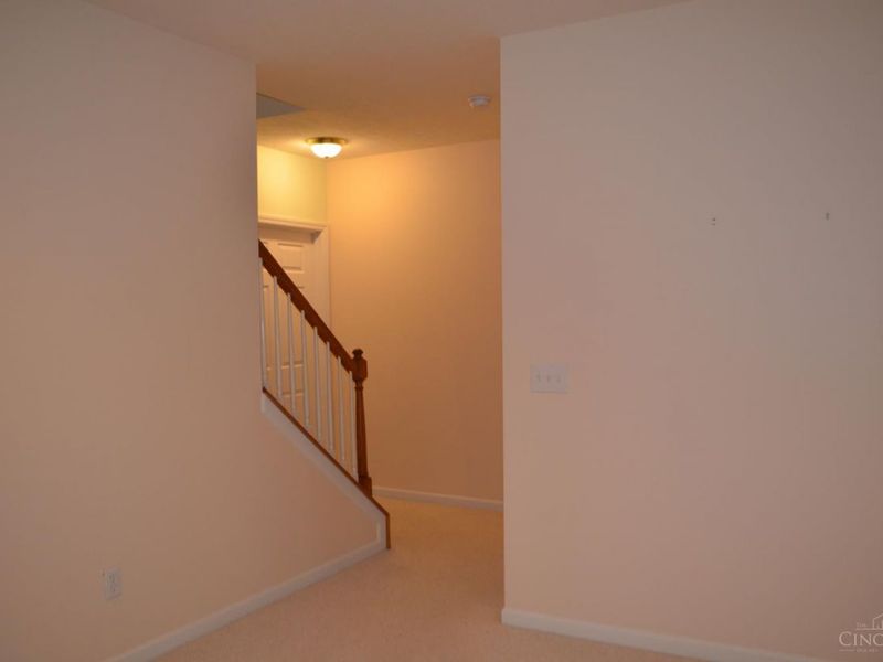 6048 Eden Place Drive, Cincinnati, OH 45247 Photo 36