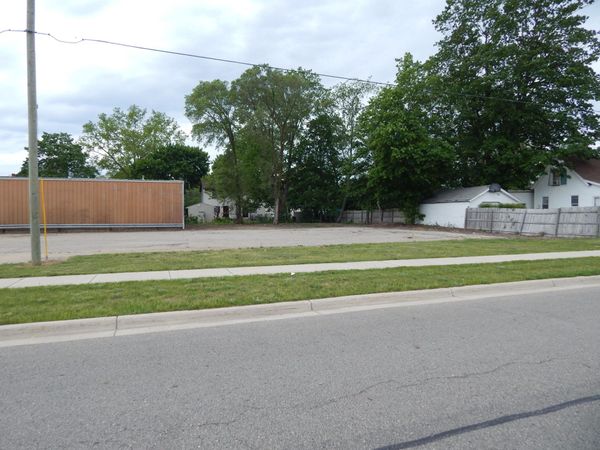 299 E Gardner Street NW, Sparta, MI 49345