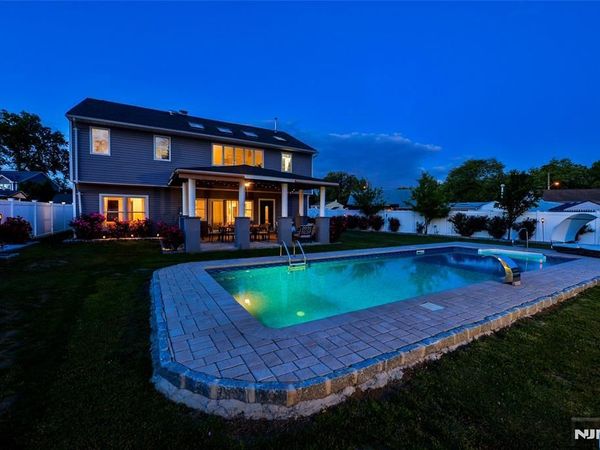59 Hahn Avenue, ROCHELLE PARK, NJ 07662