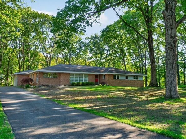 15 N Sage Hill Lane, Menands, NY 12204