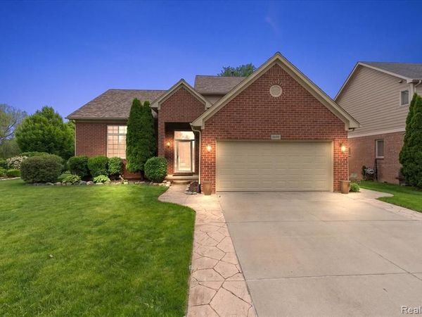 8698 Paul Drive , Washington Twp, MI 48094