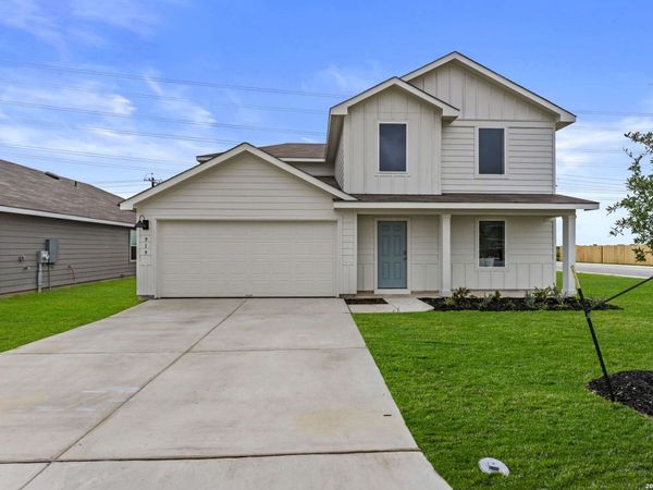 919 Prince Albert, Seguin, TX 78155