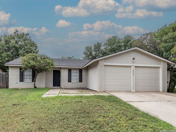 5915 cliff ridge, San Antonio, TX 78250