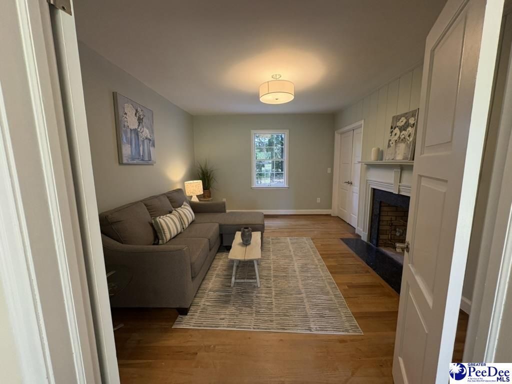 302 Azalea Dr Photo 11