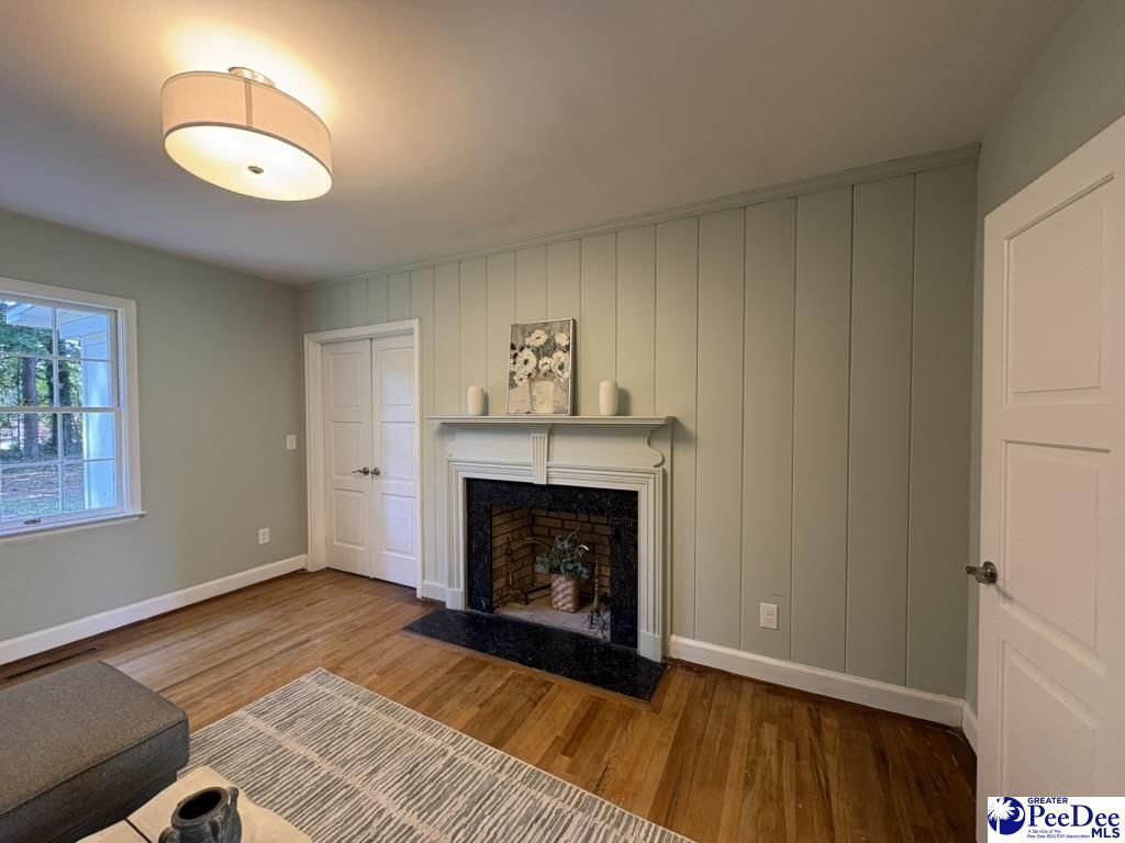 302 Azalea Dr Photo 12