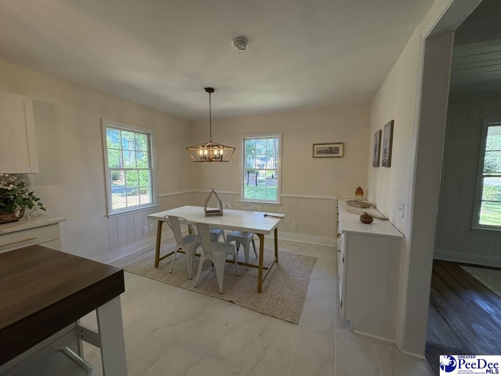 302 Azalea Dr Photo 8