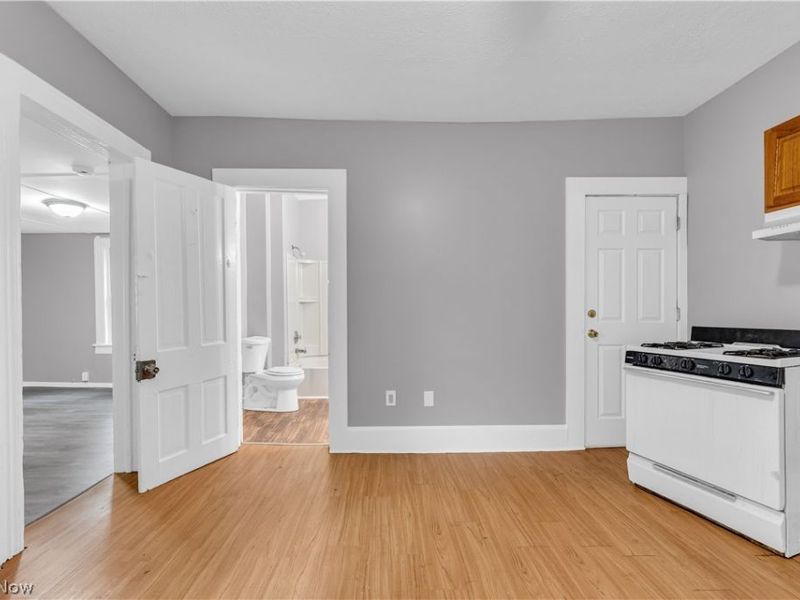 2050 W 83rd Street, Unit 1/DN, Cleveland, OH 44102 Photo 10