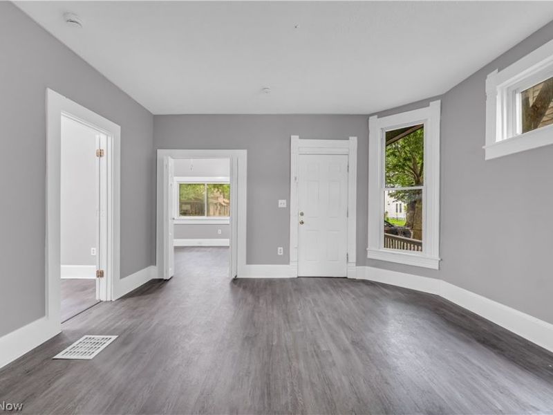 2050 W 83rd Street, Unit 1/DN, Cleveland, OH 44102 Photo 4