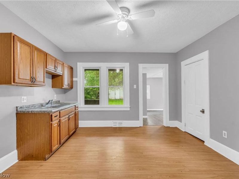 2050 W 83rd Street, Unit 1/DN, Cleveland, OH 44102 Photo 9