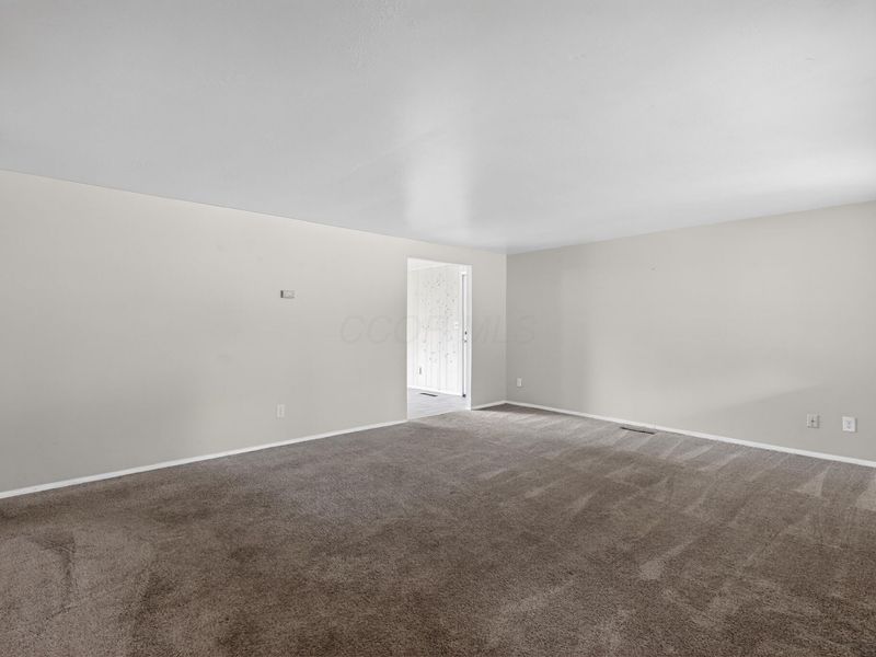 3744 Lima Drive, Westerville, OH 43081 Photo 2