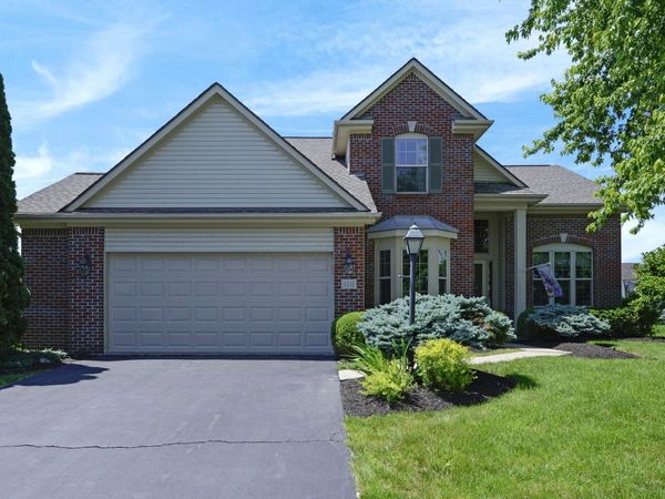 6218 Falcon Chase Drive, Westerville, OH 43082