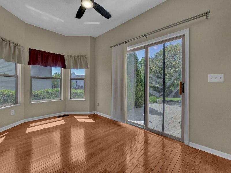 6218 Falcon Chase Drive, Westerville, OH 43082 Photo 12