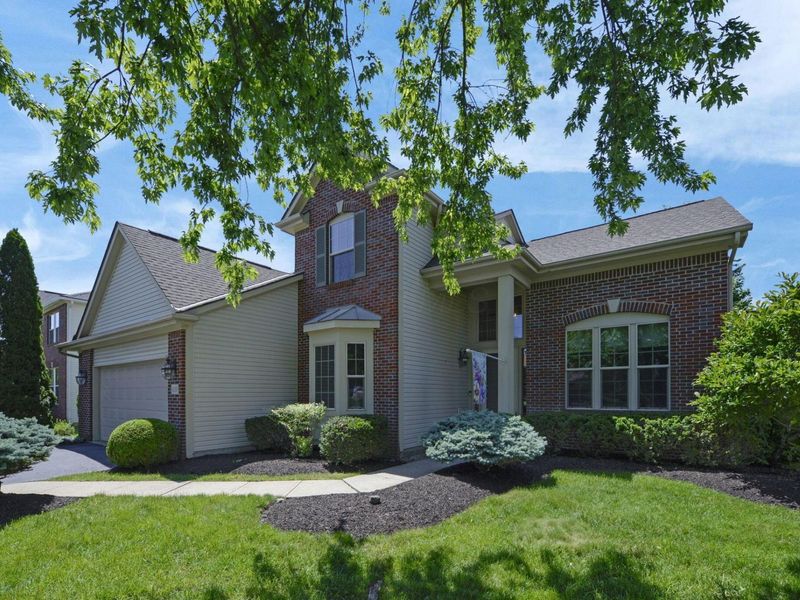 6218 Falcon Chase Drive, Westerville, OH 43082 Photo 2