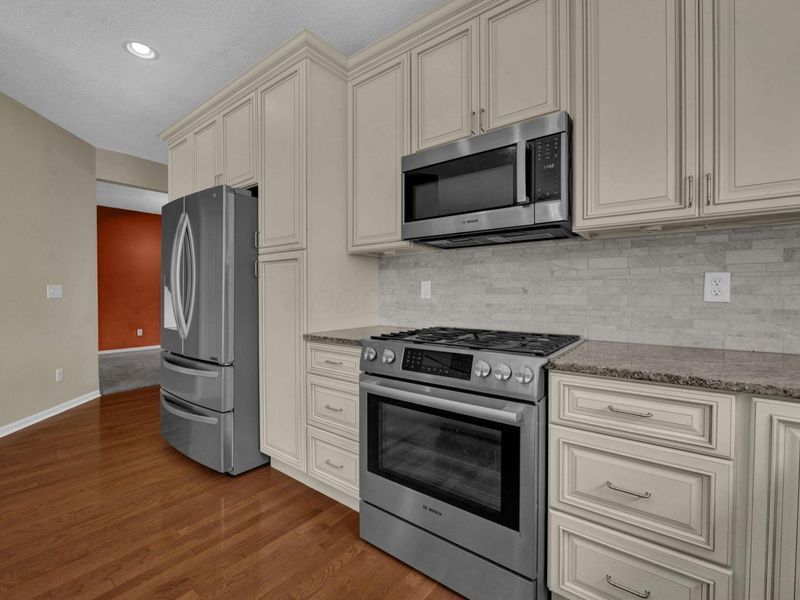 6218 Falcon Chase Drive, Westerville, OH 43082 Photo 9
