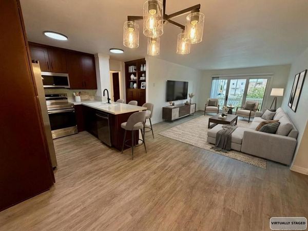 1885 Diamond St., Unit 2-211, San Diego, CA 92109