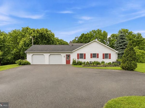2588 MOUNT PLEASANT ROAD , MOUNT JOY, PA 17552