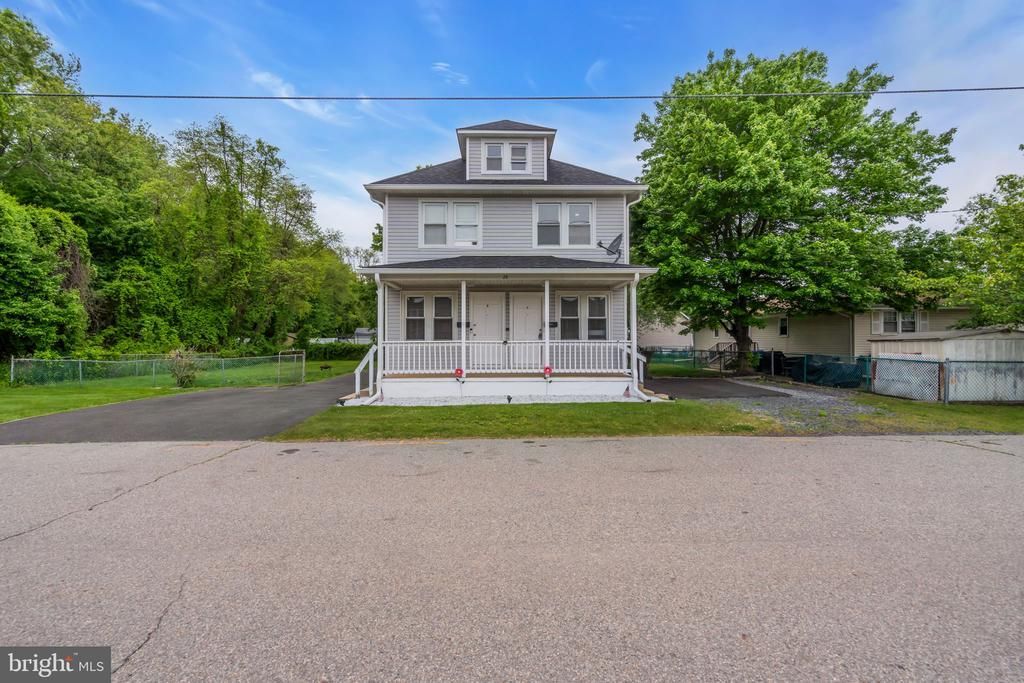 28 Victoria Avenue , Spotswood, NJ 08884 Main Photo