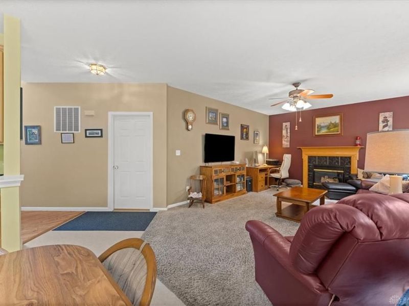 2942 Whispering, Beavercreek, OH 45431 Photo 34