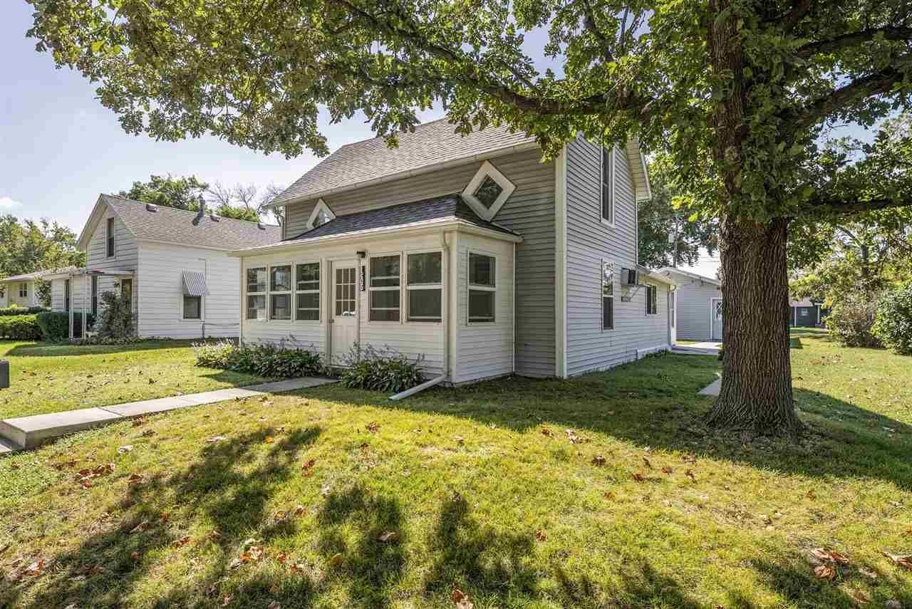 1205 E 3rd Street, Washington, IA 52353 Main Photo