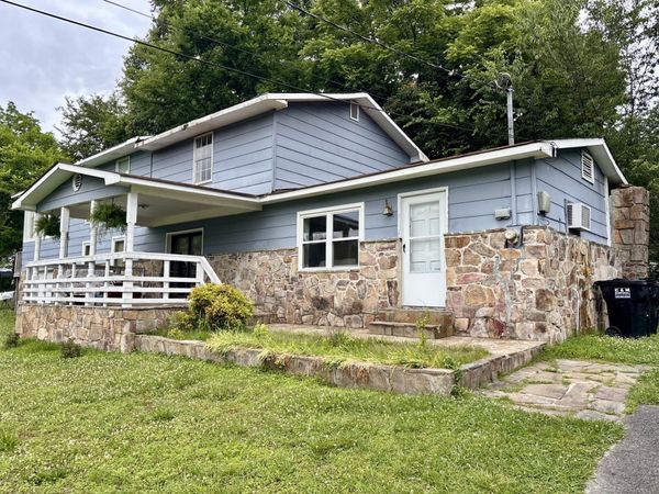 511 Mohawk Trail, Rossville, GA 30741