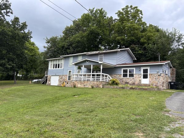 511 Mohawk Trail, Rossville, GA 30741
