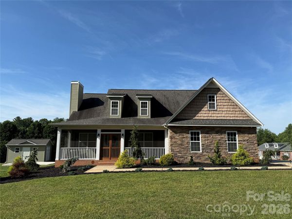 2103 Olde Pond Court SE, Hudson, NC 28638