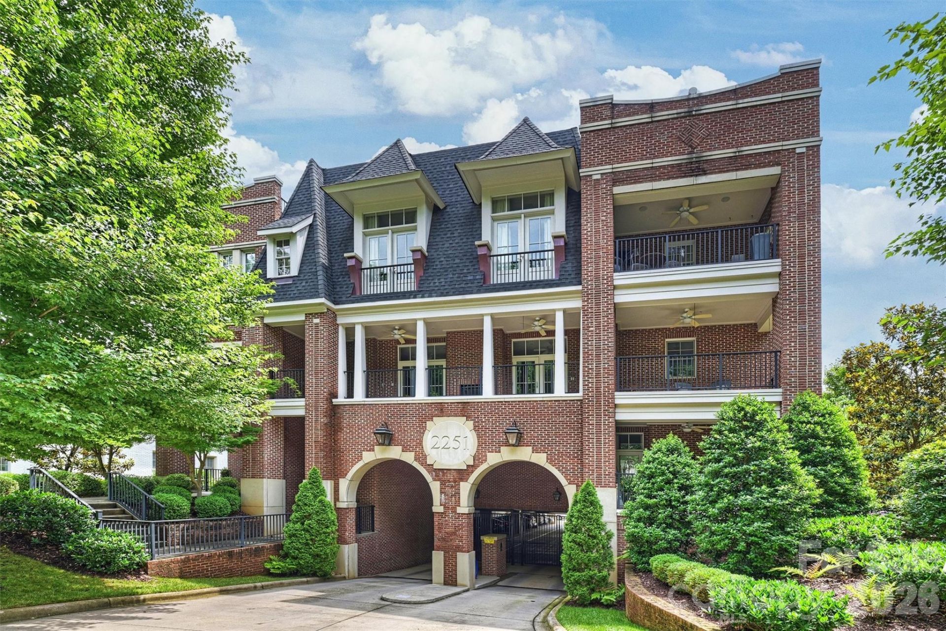 2251 Selwyn Avenue, Charlotte, NC 28207 Main Photo