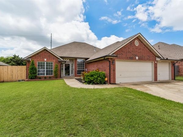 320 Paxton Court, Norman, OK 73069