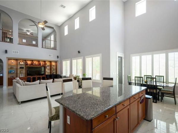 7856 Via Mazarron Street, Las Vegas, NV 89123