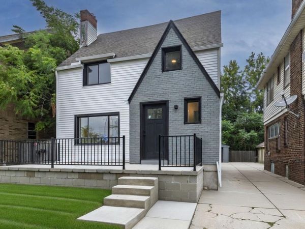 2744 Lawrence Street, Detroit, MI 48206