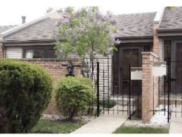 528 E Main Street, Barrington, IL 60010