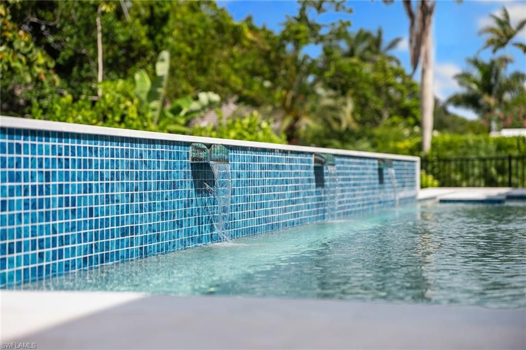 623 Park Shore Dr, Naples, FL 34103 Photo