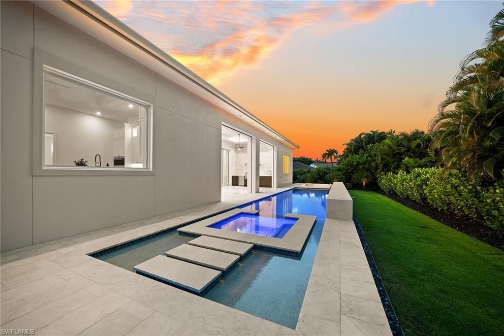 623 Park Shore Dr, Naples, FL 34103 Photo