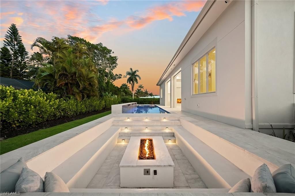 623 Park Shore Dr, Naples, FL 34103 Photo