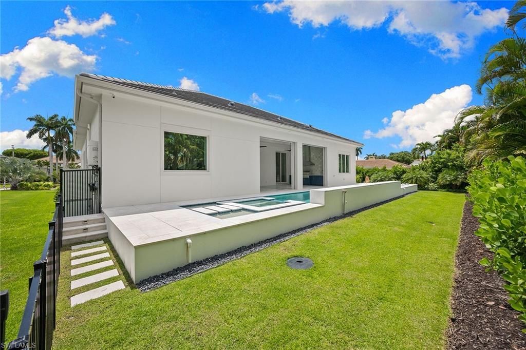 623 Park Shore Dr, Naples, FL 34103 Photo
