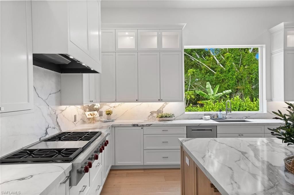 623 Park Shore Dr, Naples, FL 34103 Photo