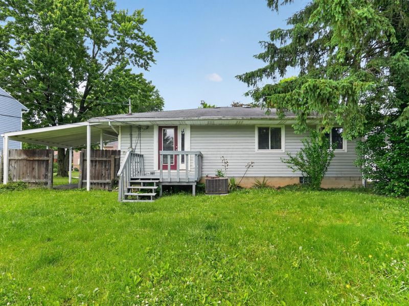 6513 Portsmouth Drive, Reynoldsburg, OH 43068 Photo 2