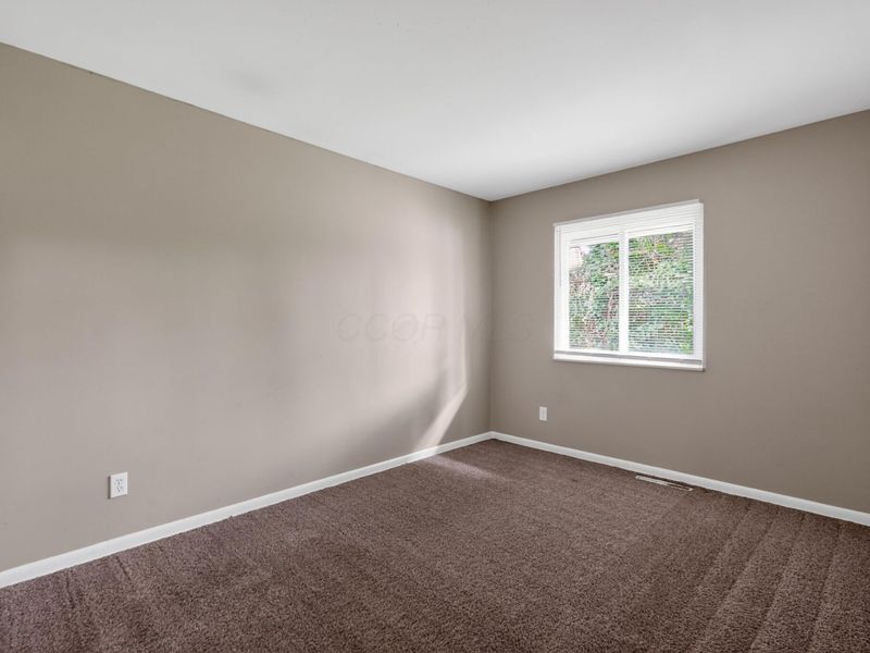 6513 Portsmouth Drive, Reynoldsburg, OH 43068 Photo 7