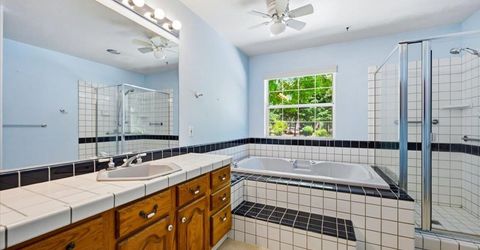 12600 Friar Tuck Rd, Grass Valley, CA 95949 Photo