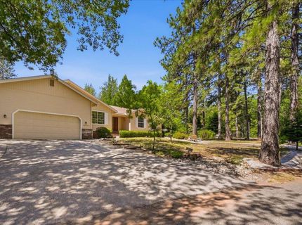 12600 Friar Tuck Rd, Grass Valley, CA 95949 Photo