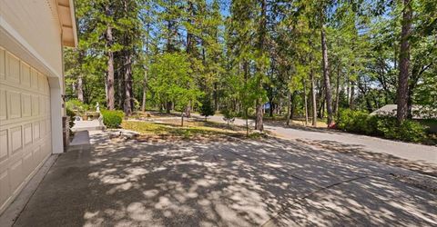 12600 Friar Tuck Rd, Grass Valley, CA 95949 Photo