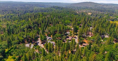 12600 Friar Tuck Rd, Grass Valley, CA 95949 Photo