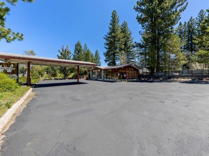 2774 Lake Tahoe Blvd, South Lake Tahoe, CA 96150 Photo